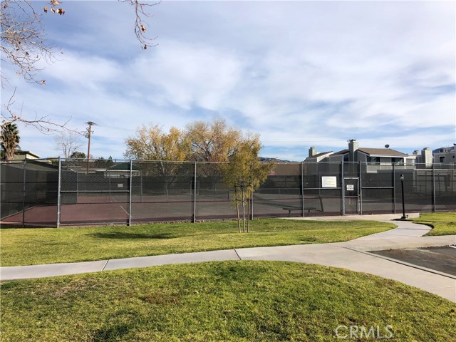 2 Bed Home for Sale in Canyon Country, California