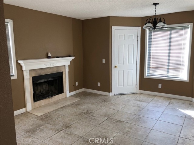 4 Bed Home for Sale in Palmdale, California