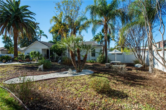 4 Bed Home for Sale in Lake Balboa, California