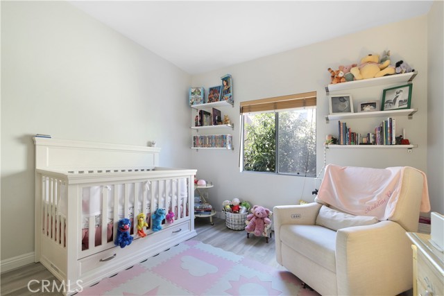 2 Bed Home for Sale in Encino, California