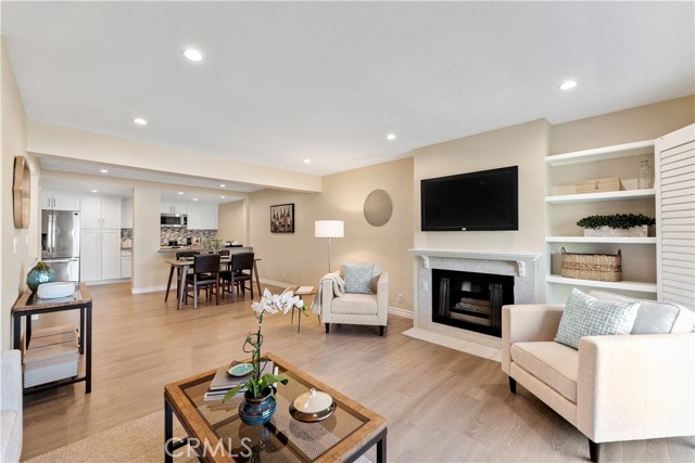 2 Bed Home for Sale in Sherman Oaks, California