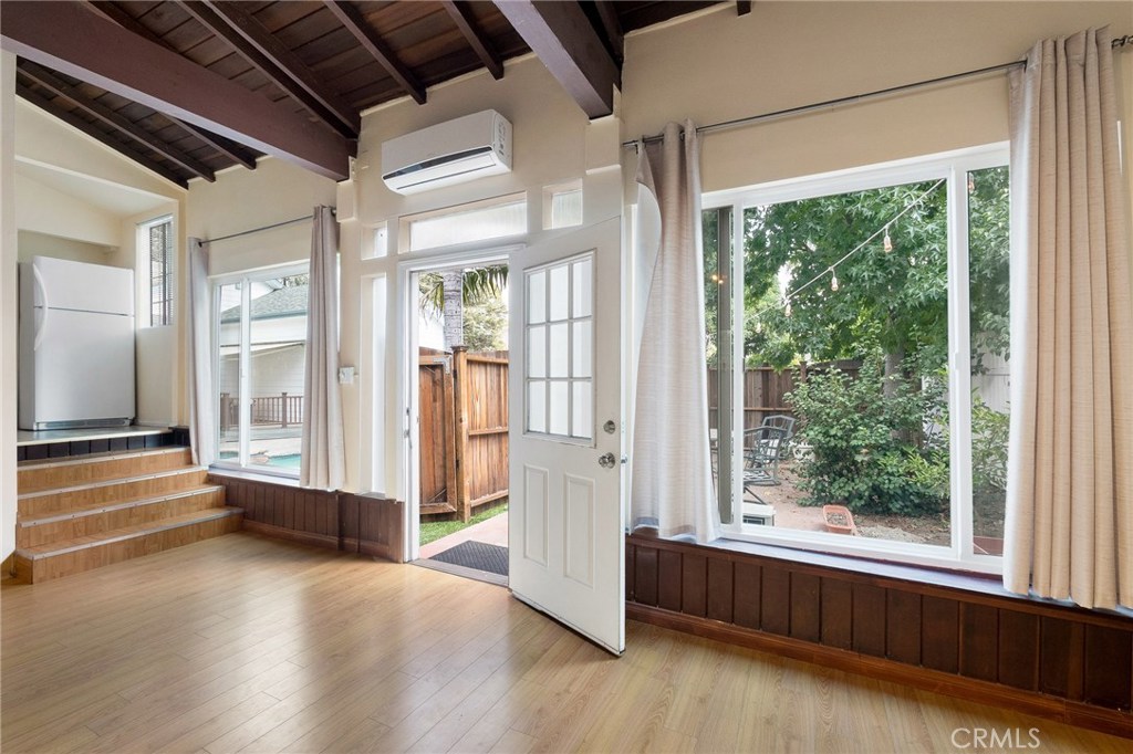 Photo for 1512 WABASSO Way, Glendale, CA 91208 - Listing #SR-19215623 1512 WABASSO Way, Glendale, CA 91208