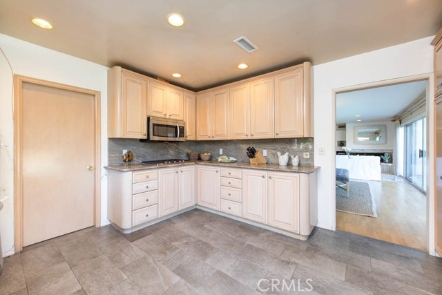 4 Bed Home for Sale in Encino, California
