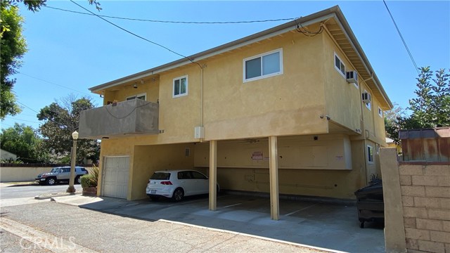  Income Home for Sale in Studio City, California