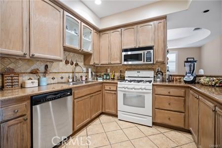 2 Bed Home for Sale in Studio City, California