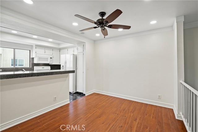 2 Bed Home for Sale in Van Nuys, California