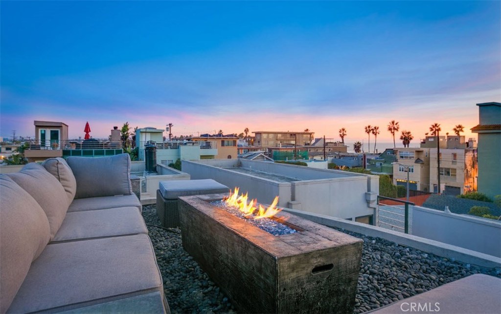 Photo of 25 South VENICE Boulevard, Venice, CA 90291