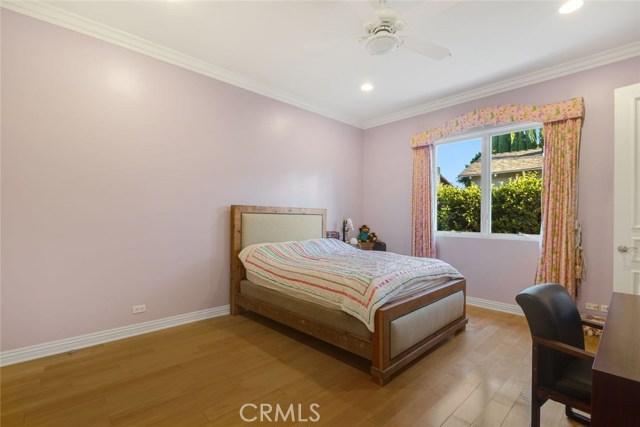 6 Bed Home for Sale in Sherman Oaks, California