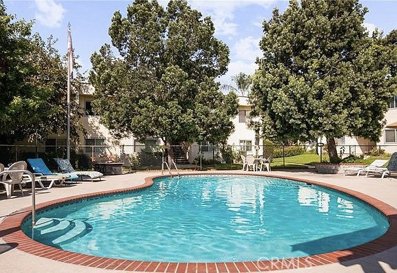 Detail Gallery Image 1 of 1 For 11813 Runnymede St #10,  North Hollywood,  CA 91605 - 1 Beds | 1 Baths