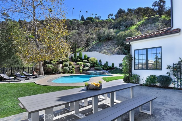5 Bed Home for Sale in Sherman Oaks, California
