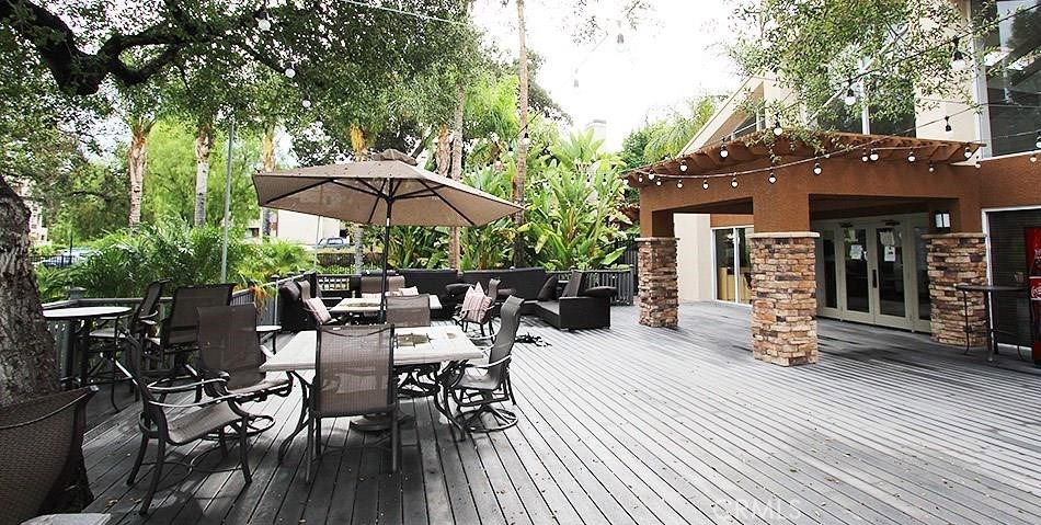 Photo for 21500 BURBANK Boulevard, 305, Woodland Hills, CA 91367 - Listing #SR-19282412 21500 BURBANK Boulevard, 305, Woodland Hills, CA 91367