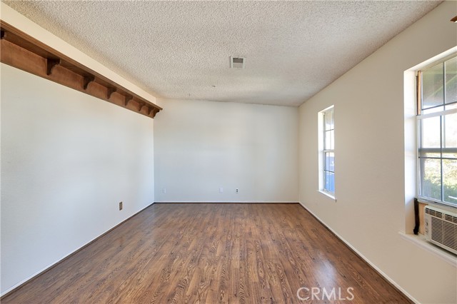 3 Bed Home for Sale in Acton, California