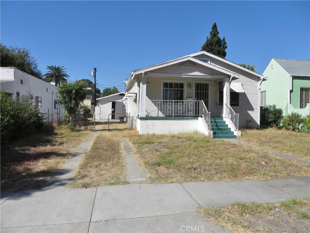 Photo for 1065 ALLEN Avenue, Glendale, CA 91201 - Listing #SR-19253303 1065 ALLEN Avenue, Glendale, CA 91201