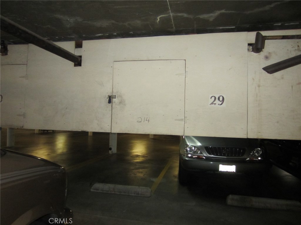 Photo for 570 W Stocker Street, 214, Glendale, CA 91202 - Listing #SR-19274904 570 W Stocker Street, 214, Glendale, CA 91202