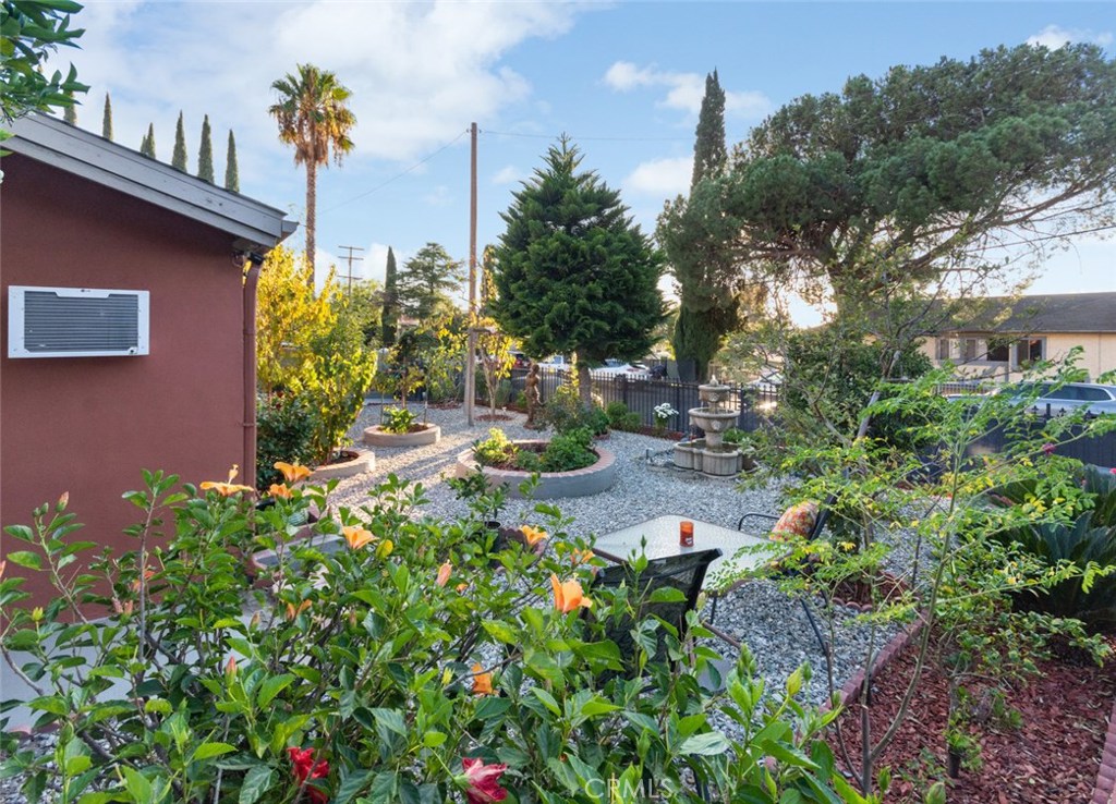 Photo for 10446 COMMERCE Avenue, Tujunga, CA 91042 - Listing #SR-19264417 10446 COMMERCE Avenue, Tujunga, CA 91042
