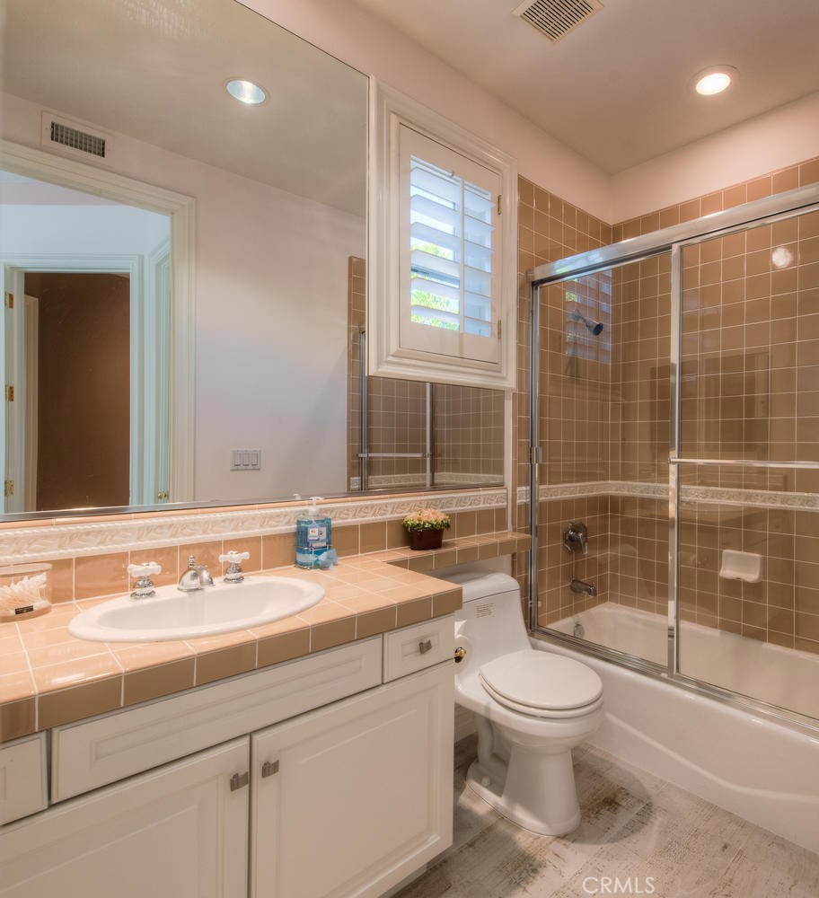 Photo for 3743 Winford Drive, Tarzana, CA 91356 - Listing #SR-19247958 3743 Winford Drive, Tarzana, CA 91356