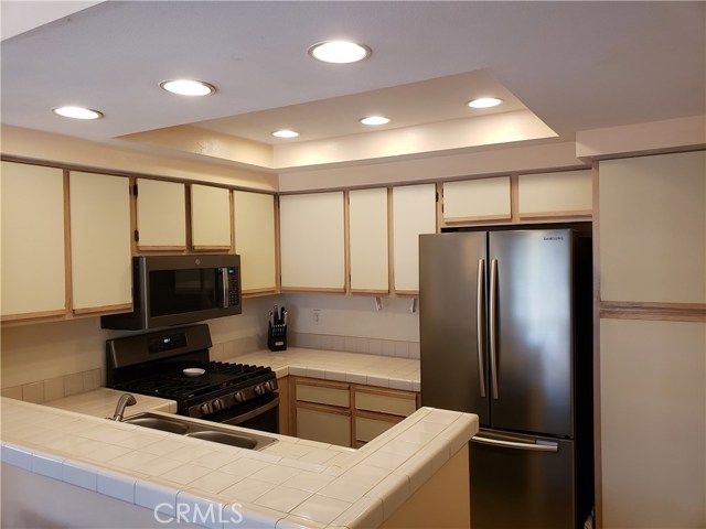 2 Bed Home for Sale in Calabasas, California