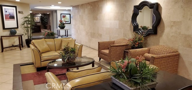 2 Bed Home for Sale in Studio City, California