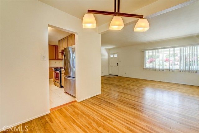 1913 190th Street, Redondo Beach, California 90278, 3 Bedrooms Bedrooms, ,1 BathroomBathrooms,Residential,Sold,190th,SR21120133