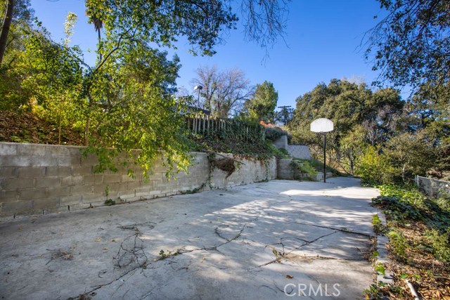 4 Bed Home for Sale in Encino, California