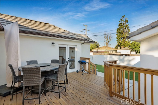 4 Bed Home for Sale in Sherman Oaks, California