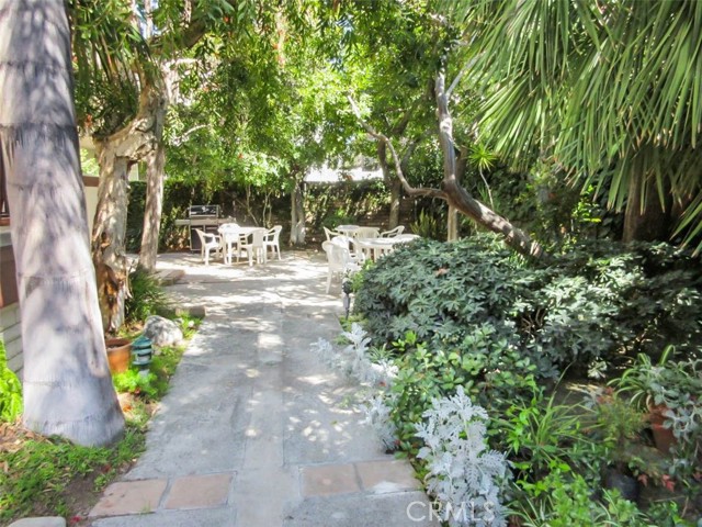 2 Bed Home for Sale in Valley Village, California