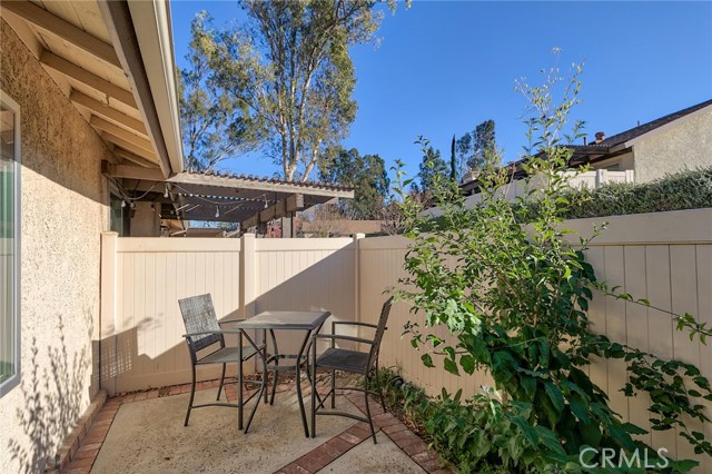 2 Bed Home for Sale in Newhall, California