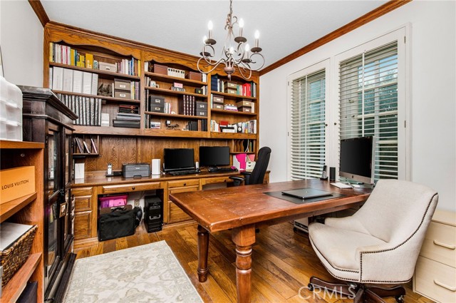 5 Bed Home for Sale in Sherman Oaks, California