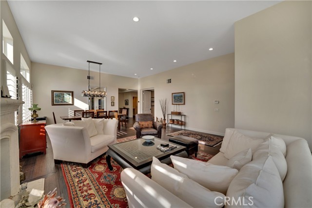4 Bed Home for Sale in Calabasas, California