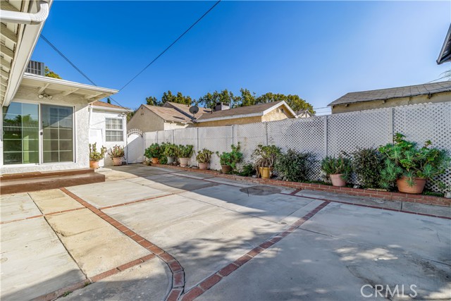 3 Bed Home for Sale in Burbank, California