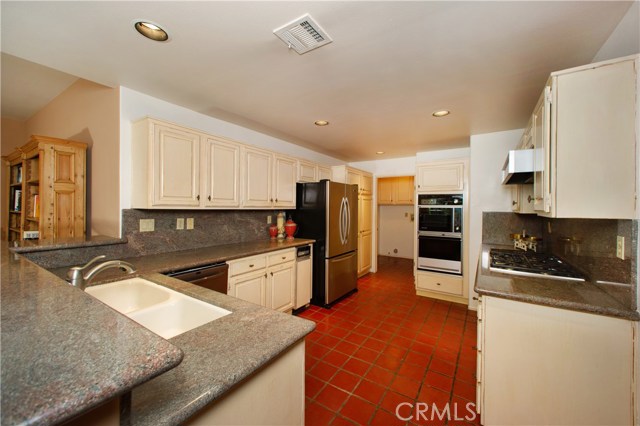 3 Bed Home for Sale in Calabasas, California