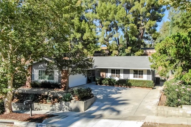4 Bed Home for Sale in Saugus, California