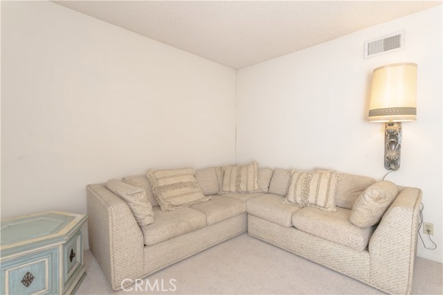 2 Bed Home for Sale in Van Nuys, California