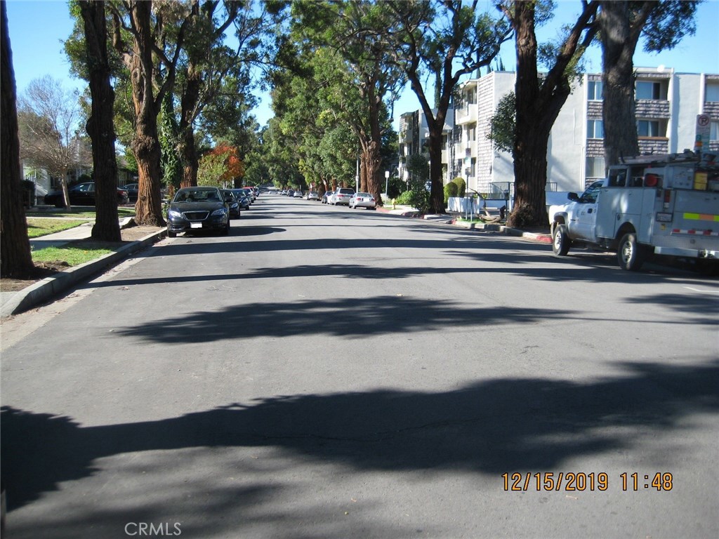 Photo for 22041 Costanso Street, 201, Woodland Hills, CA 91364 - Listing #SR-19275876 22041 Costanso Street, 201, Woodland Hills, CA 91364