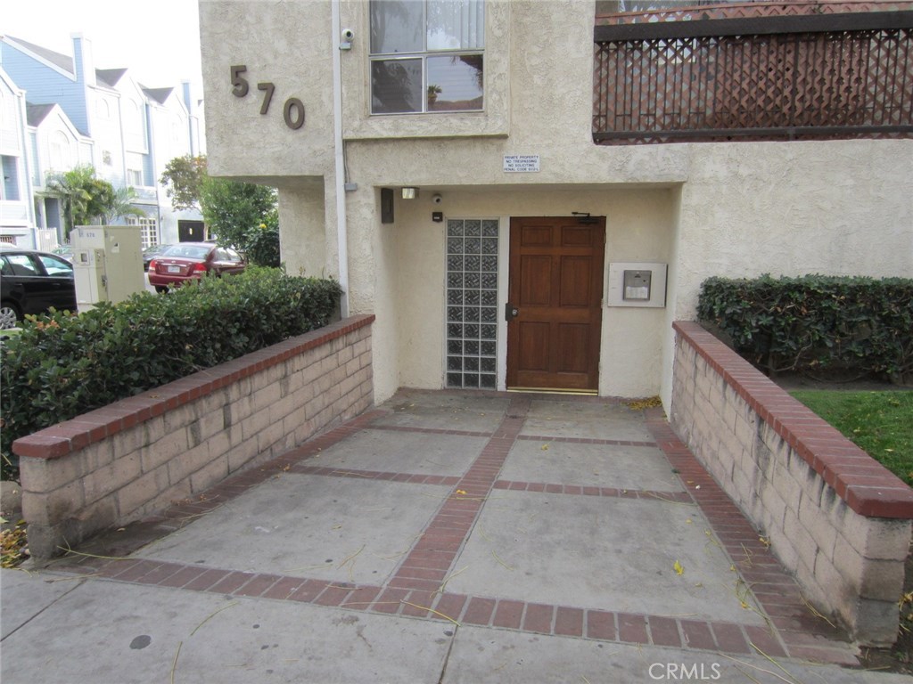 Photo for 570 W Stocker Street, 214, Glendale, CA 91202 - Listing #SR-19274904 570 W Stocker Street, 214, Glendale, CA 91202