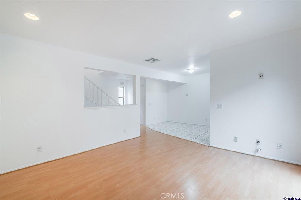 Photo for 419 PIONEER Drive, 2, Glendale, CA 91203 - Listing #SR-19248488 419 PIONEER Drive, 2, Glendale, CA 91203