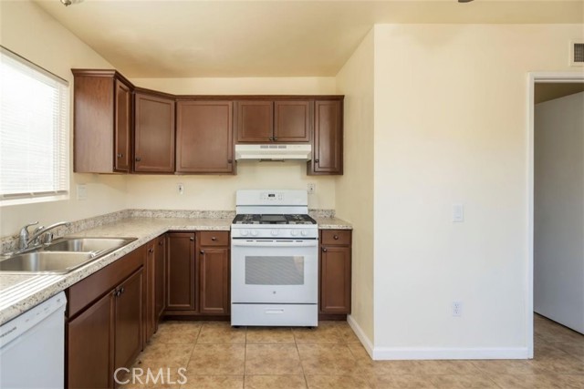 2 Bed Home for Sale in Canyon Country, California
