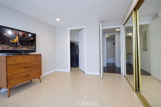 1 Bed Home for Sale in Sherman Oaks, California