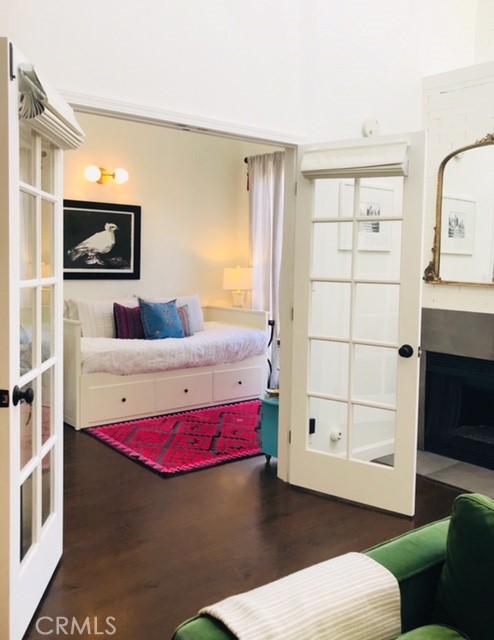 2 Bed Home for Sale in Sherman Oaks, California