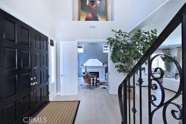 5 Bed Home for Sale in Sherman Oaks, California