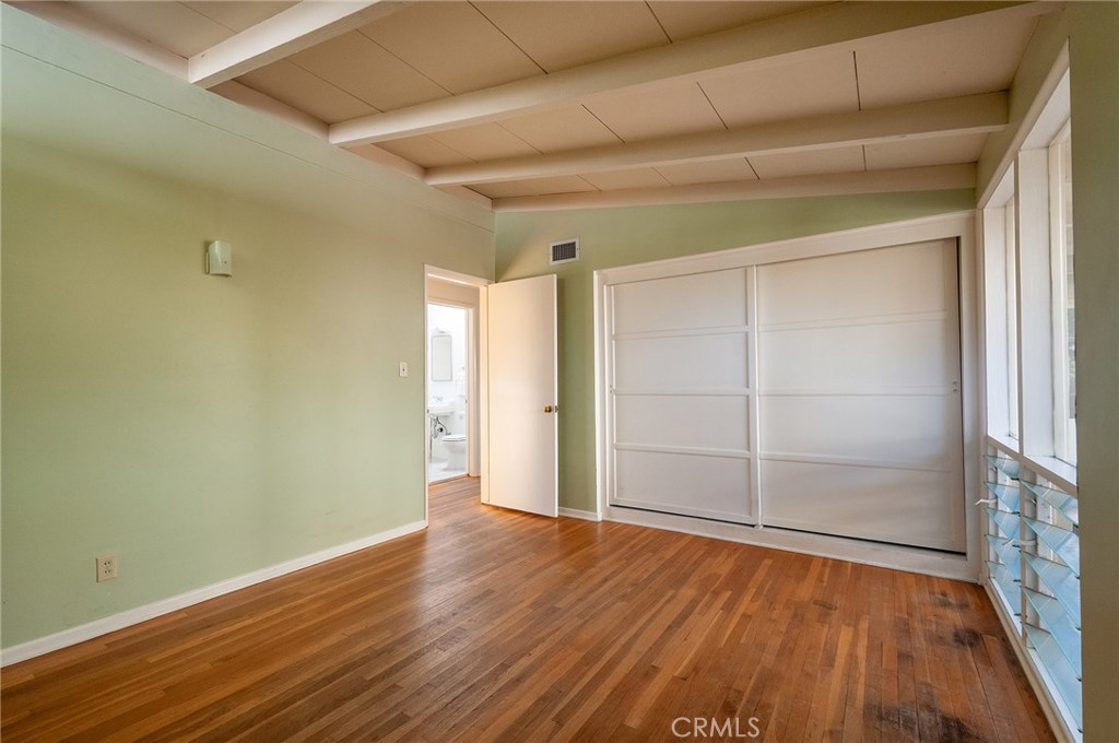 Photo for 9743 PALI Avenue, Tujunga, CA 91042 - Listing #SR-19267232 9743 PALI Avenue, Tujunga, CA 91042
