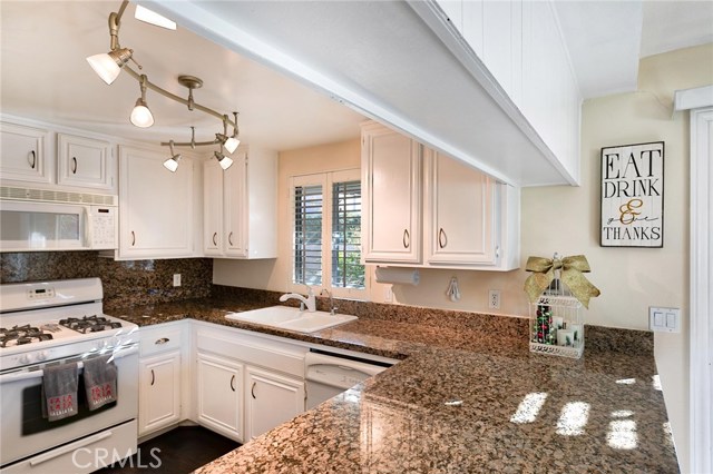2 Bed Home for Sale in Newhall, California