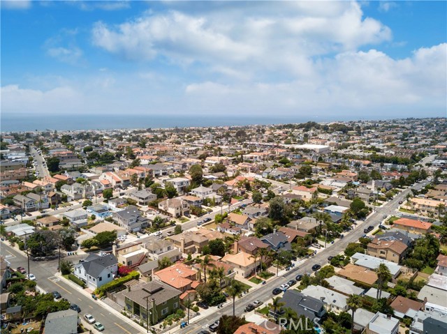 1104 Steinhart Avenue, Redondo Beach, California 90278, 3 Bedrooms Bedrooms, ,2 BathroomsBathrooms,Residential,Sold,Steinhart,SR19169285