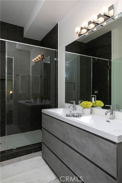 2 Bed Home for Sale in Hollywood, California
