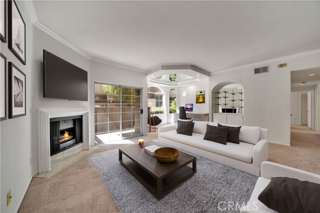 Detail Gallery Image 1 of 1 For 14960 Dickens St #115,  Sherman Oaks,  CA 91403 - 2 Beds | 2 Baths