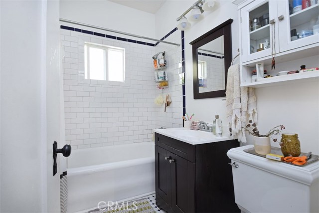  Income Home for Sale in Silver Lake, California