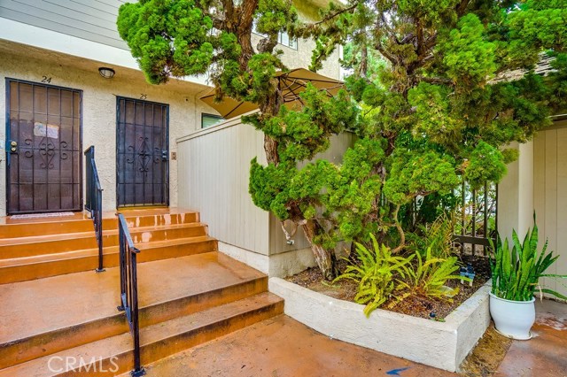 511 Meyer Lane, Redondo Beach, California 90278, 2 Bedrooms Bedrooms, ,1 BathroomBathrooms,Residential,Sold,Meyer,SR19152938