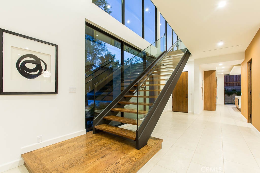 Photo for 23315 CALVERT Street, Woodland Hills, CA 91367 - Listing #SR-19072953 23315 CALVERT Street, Woodland Hills, CA 91367