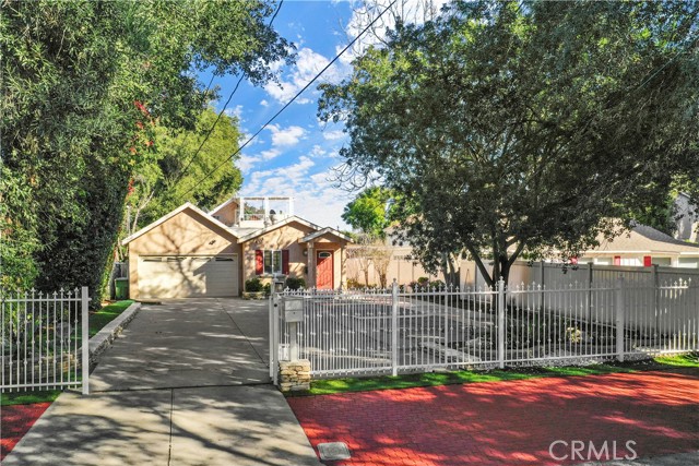 3 Bed Home for Sale in Lake Balboa, California