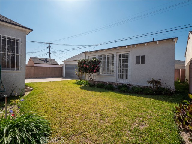 3 Bed Home for Sale in Leimert Park, California